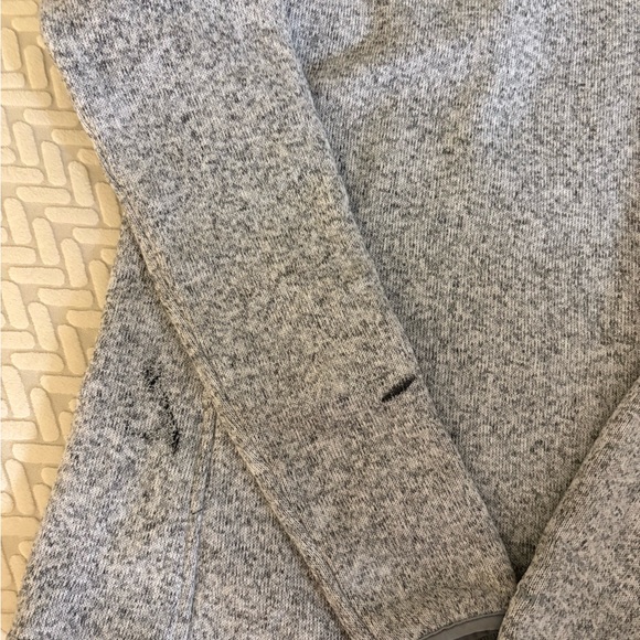 Under Armour  Women’s Gray Quarter Zip Fleece Top - Picture 7 of 8